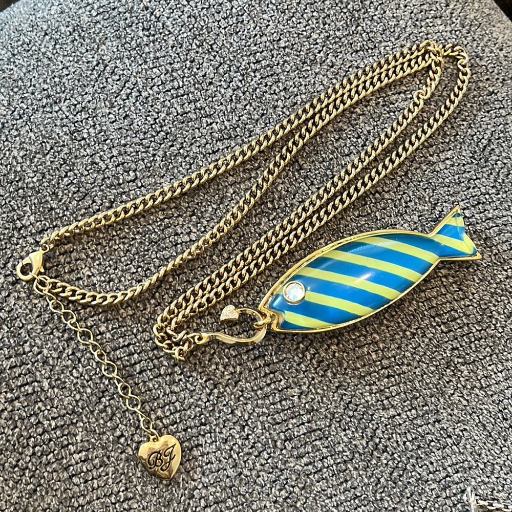 Betray Johnson Gold long fish necklace
